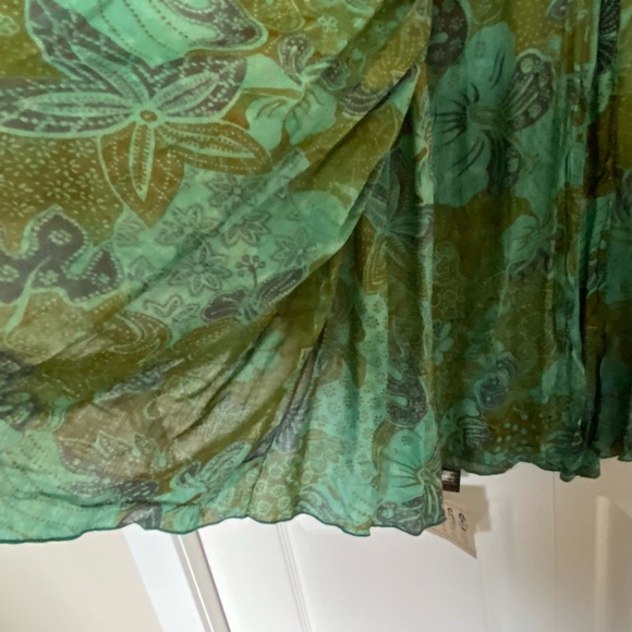 Casual Movements Floral Summer Beach Wrap- Scarf-Shawl- O/S - Picture 4 of 10